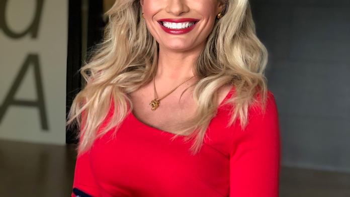 Lucie Borhyová ukázala fotky ze svatby! Moc jí to slušelo