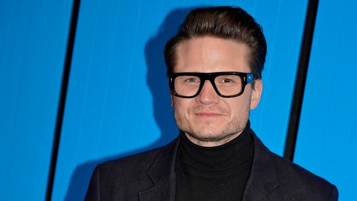 Další celebrity přiznávají, že se převlékají za ženy. Kdo se přidal k Brzobohatému?
