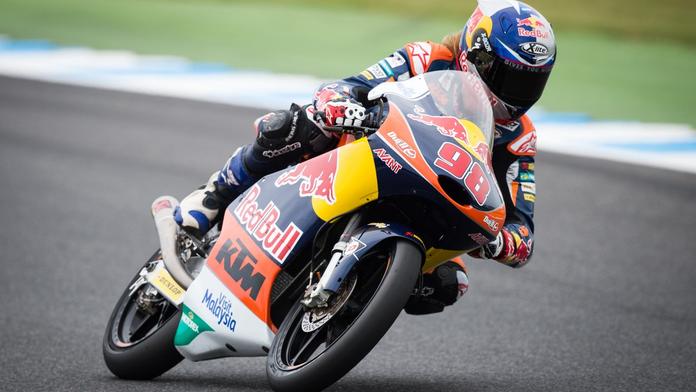 Kvalifikace ve Valencii: Hanika odstartuje v Moto3 z třetí řady