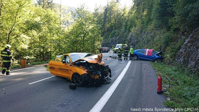 S nikým jsem nezávodil, brání se řidič mustangu. Tohle vzkázal rodině!