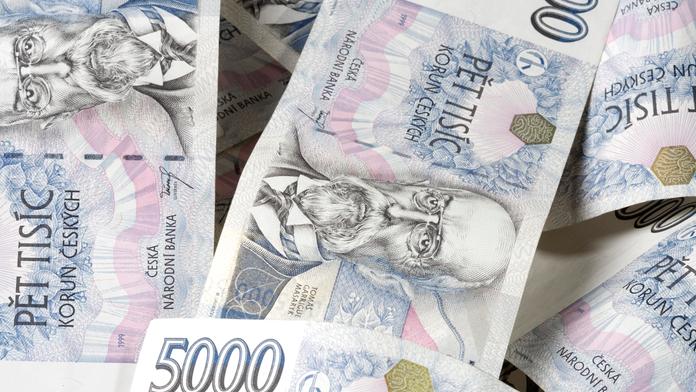 V Brně tančila žebračka ve dveřích obchodu. Za vstup chtěla peníze