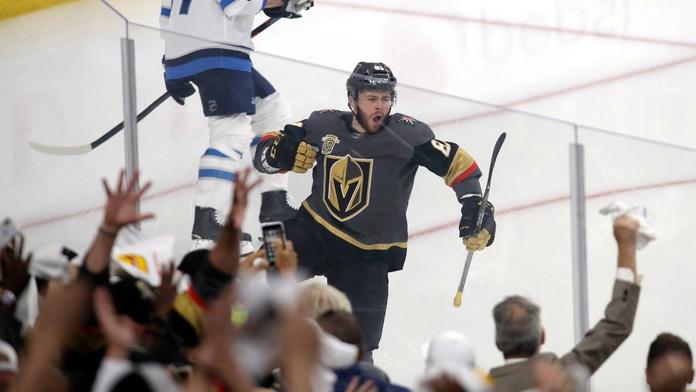 Série se přesunula do města hříchu: Vegas vyhrálo a vede!