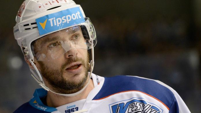 Úleva pro Kometu, kapitán se rozhodl pokračovat v kariéře!