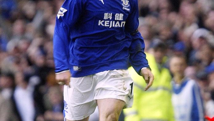 Rooney už pálí za Everton, při gólu zavzpomínal na debut!