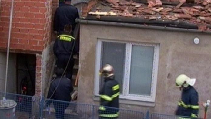 Hrozí zřícení dalších domů