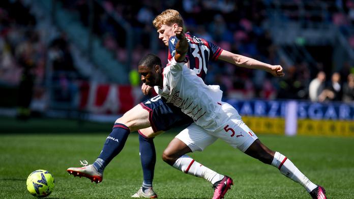 AC Milán zahazoval šance a v Boloni pouze remizoval. Inter padl