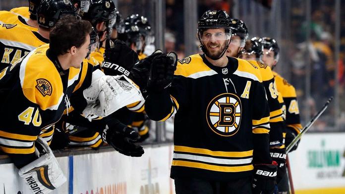 Krejčího gól Bostonu nestačil. Calgary se dvěma Čechy končí!