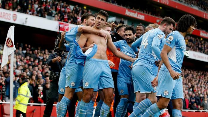 Arsenal po parádním výkonu prohrál, West Ham má další tři body