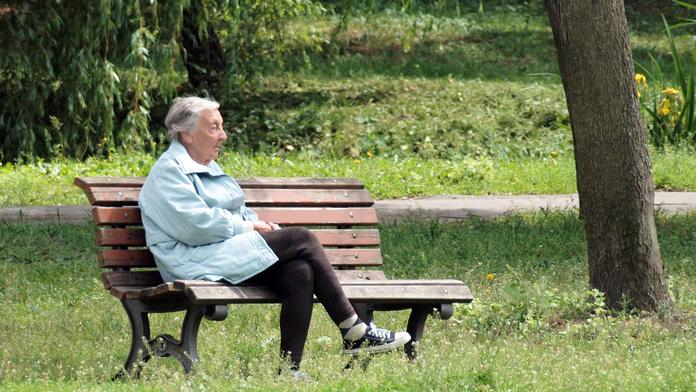 V exekuci už je 65 000 důchodců! Často kvůli podvodným prodejcům