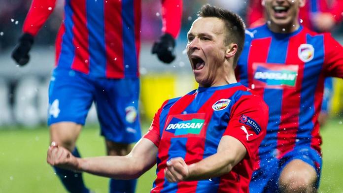 OSTRÁ PREMIÉRA: Bohemians dostali búra, mistr neměl slitování