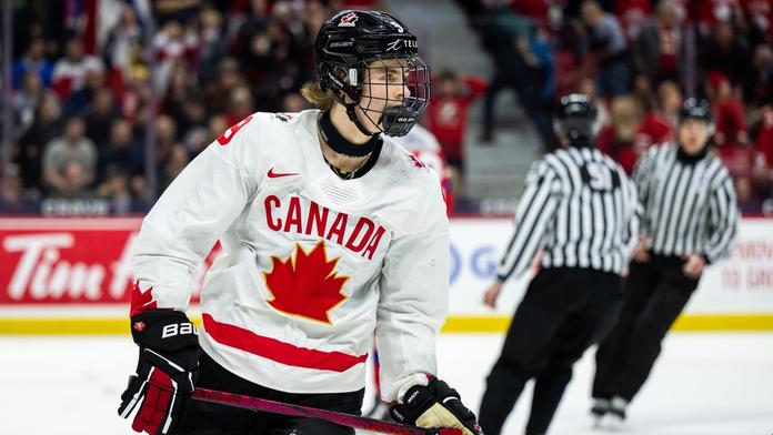 Generační talent a favorit na jedničku draftu NHL je v maléru. Hrozí mu 20 let vězení