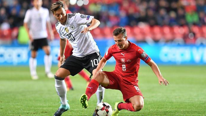 Fanoušci: Není to fér, bojovali jste! Bolí to, nevzdáváme se, říkají hráči
