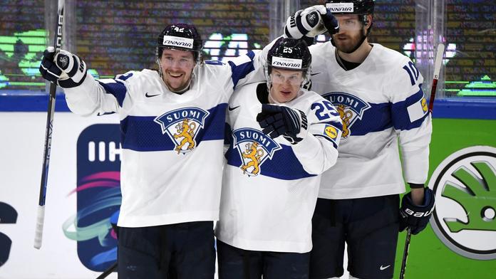Finsko třemi góly ovládlo zápas s Rakouskem, na MS vede skupinu B