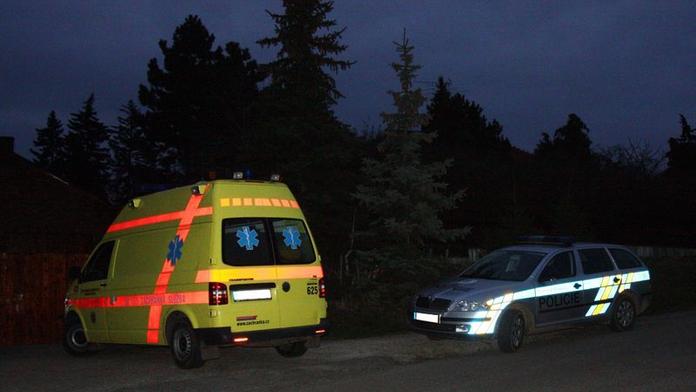 Šel na houby, našel svázanou a ohořelou mrtvolu