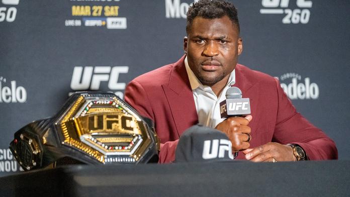 Přijde UFC o svého šampiona? Ngannou odmítl podepsat smlouvu