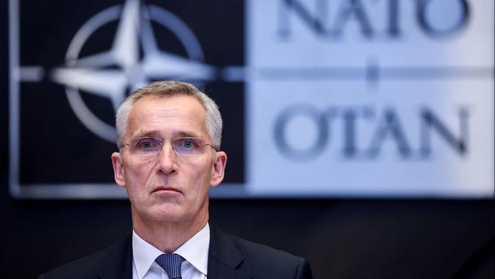 Západu dochází trpělivost. Stoltenberg pohrozil Putinovi tvrdou odvetou