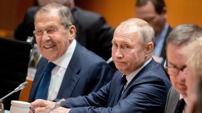 Ruského ministra štvou fámy o Putinově zdraví. Odhalil, jak na tom skutečně je