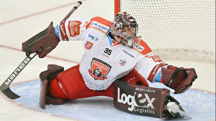 Vítkovice mají náhradu za Stezku. Mistrovský Třinec opouští 7 hráčů