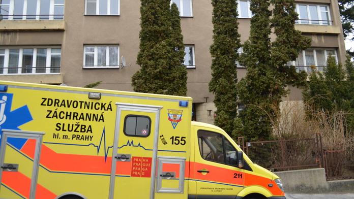Šílená žena oznámila, že předseda bytového družstva bude vraždit