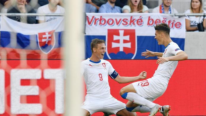 Drama během zápasu Čechů proti Slovákům: Divák bojoval o život!