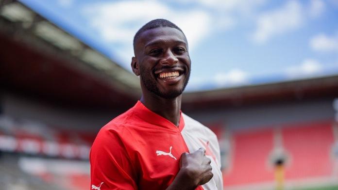 Ve městě je nový Sheriff. Slavia oznámila posilu z norského Molde