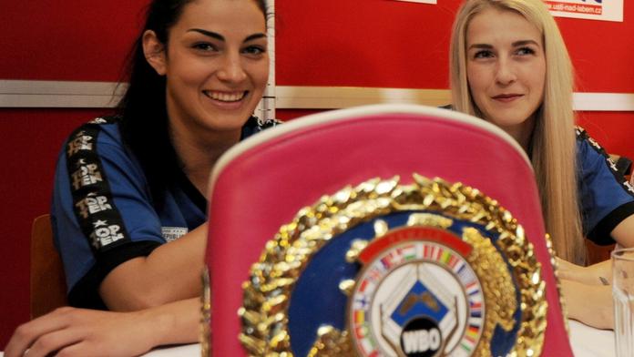 Fabiana s Lucií jdou opět do boje! SES Boxing v Karlových Varech