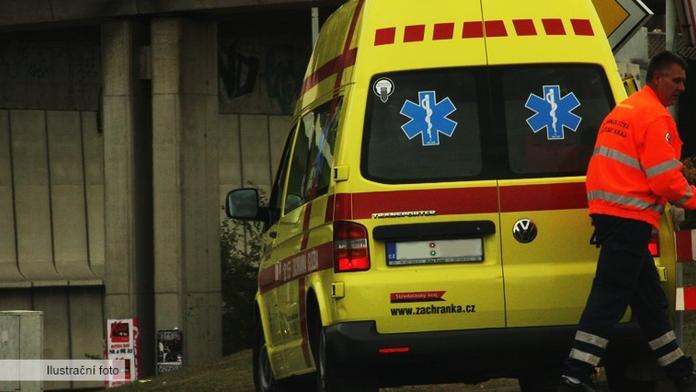 Mladík zkolaboval v baru, krátce nato zemřel. V pití měl přimíchané drogy
