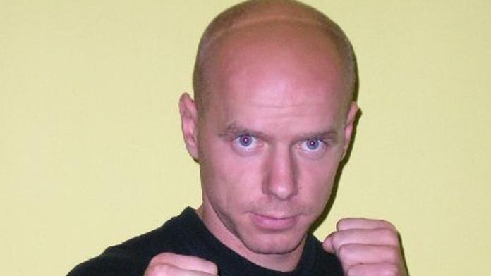Kickboxera ubili na diskotéce. Je to tragédie, říká mistr světa a radí, jak se bránit přesile
