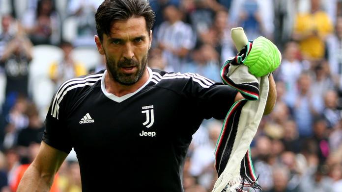Buffon oznámil, kdy skončí s fotbalem! Jeho čas se blíží