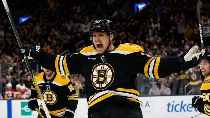 Další rána pro Boston. Hvězdný bek si letos už nejspíše nezahraje