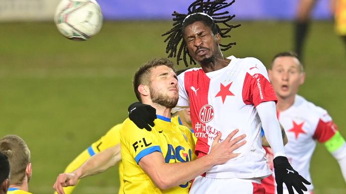 Slavia šetřila opory, s Teplicemi jen remizovala. Bohemka padla v Plzni