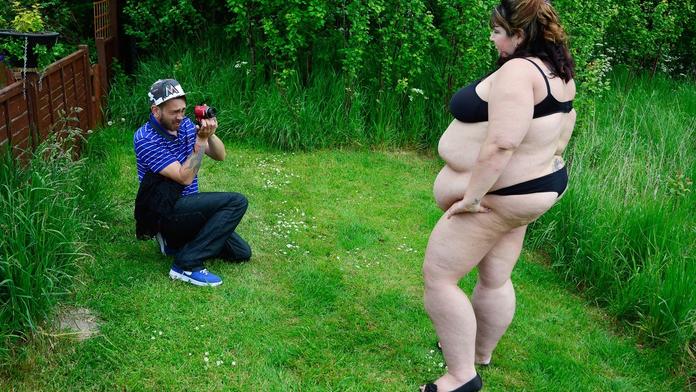 Natálka váží 152 kilo, cítí se sexy a fotí se nahá! GALERIE