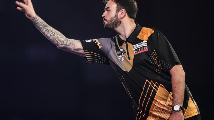 Ross Smith se těší na de Sousu, O'Connor zdolal Zonnevelda