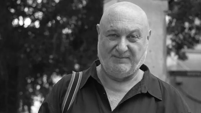 Zemřel úspěšný básník a oblíbený učitel. Bylo mu 70 let