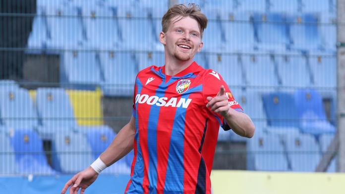 Pavel Šulc se raduje z gólu