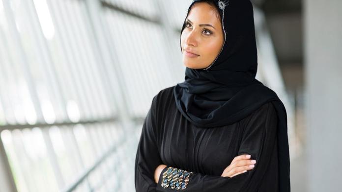 Muslimské šátky u zdravotních sester? V Motole mají jasno