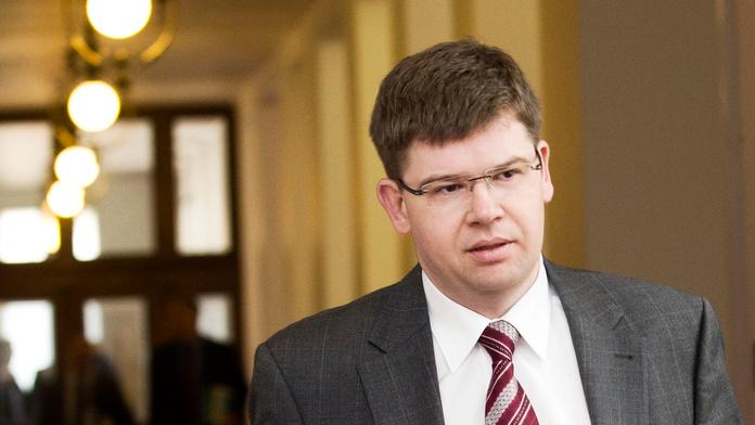 Odchází jeden z nejoblíbenějších politiků, ministerstvo vedl dvakrát
