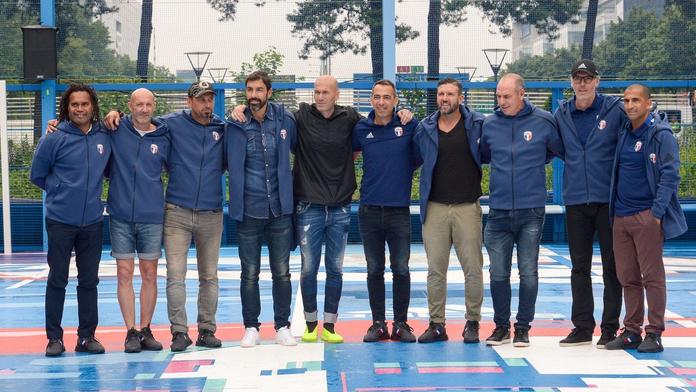 Zidane se svými spoluhráči z MS 1998 opět spolu! Poznáte je jestě?