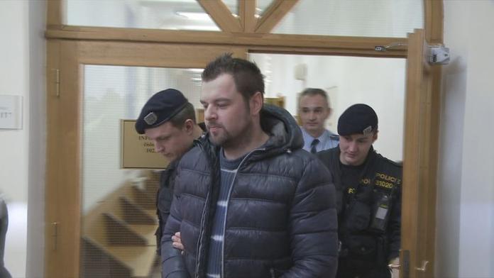 Češi hledají v Hurghadě důkazy proti Kramnému. Ztratili Egypťané spis k případu?