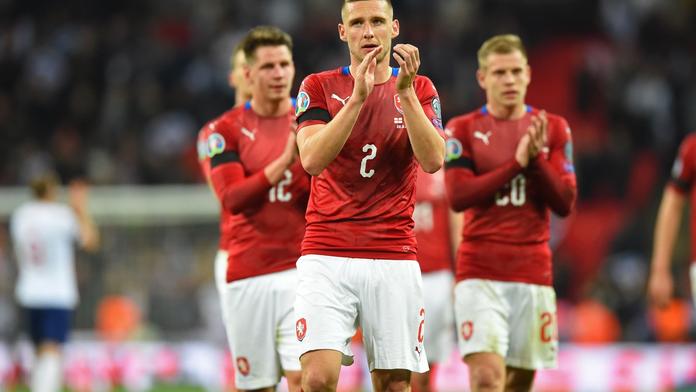 Kadeřábek znovu bez fotbalu! Český reprezentant si poranil kotník