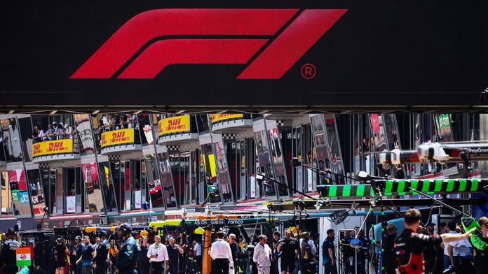 F1 představuje novinky pro rok 2026: Kratší a lehčí vozy, DRS končí