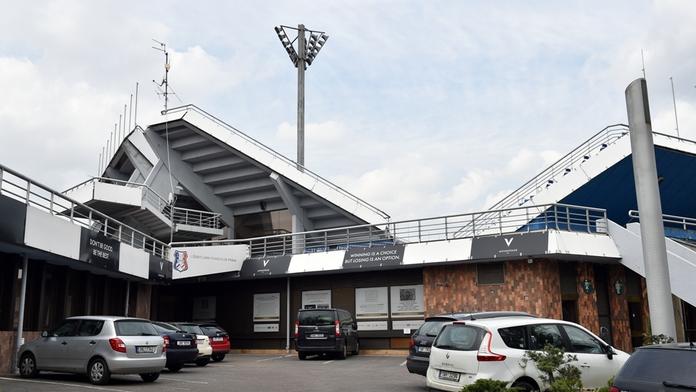 Záhada tenisové Štvanice. Proč už se tam možná nikdy nebude hrát