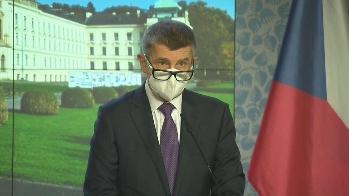 Zdravotníci dostanou odměny. Budou podobné jako za jaro, řekl Babiš