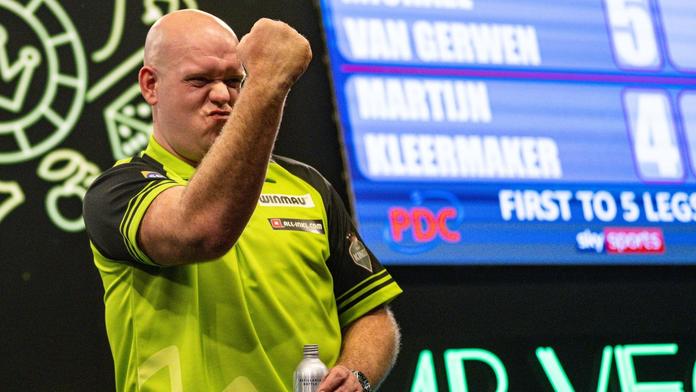 Grand Slam of Darts: Van Gerwen ovládl skupinu, končí Wright