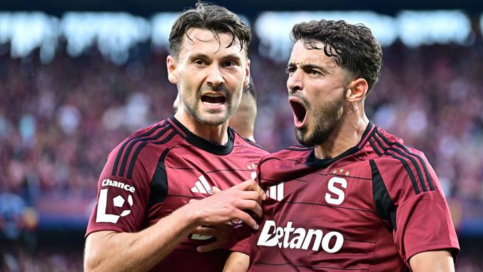 Sparta se dočkala první výhry. Musela otáčet, spasila ji až penalta v nastavení