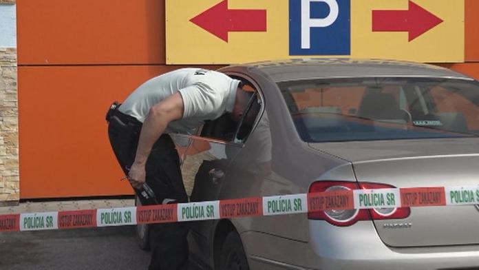 Chlapečka nechali v rozpáleném autě! Hasič popsal jeho záchranu