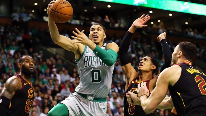 Doma neporazitelný Boston zahájil výhrou! Cleveland si ani neškrtl