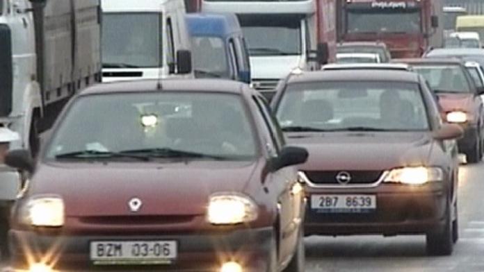 Zákon zmírní tresty za špatné parkování