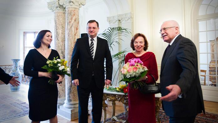Slavnostní oběd: Prezident si pozval Nečase i jeho paní