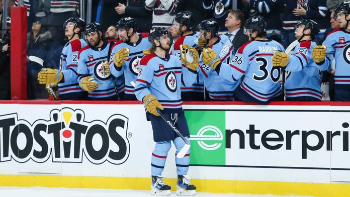 NHL vládne tým se šňůrou sedmi výher: Co stojí za úspěchem Winnipegu?